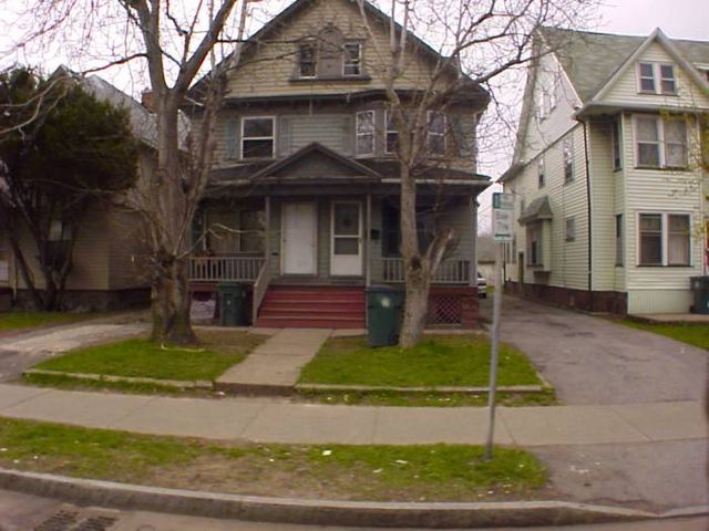 642-644 Genesee St, Rochester, NY 14611