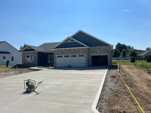 3040 N  415 W, Angola, IN 46703