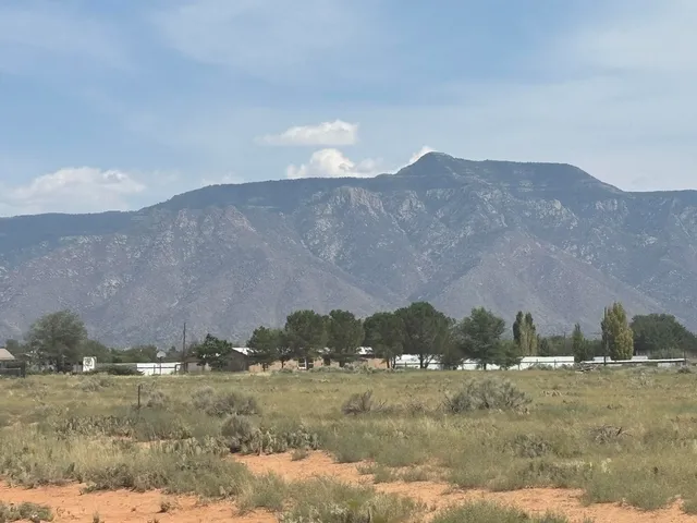 Tracts 2 4 Mdw, Los Lunas, NM 87031