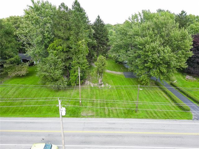430 Whiting Rd   #34, Webster, NY 14580