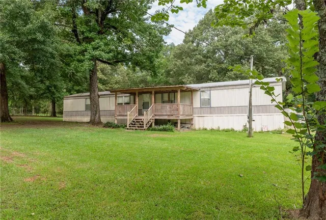 141 McKay Ln, Effie, LA 71331