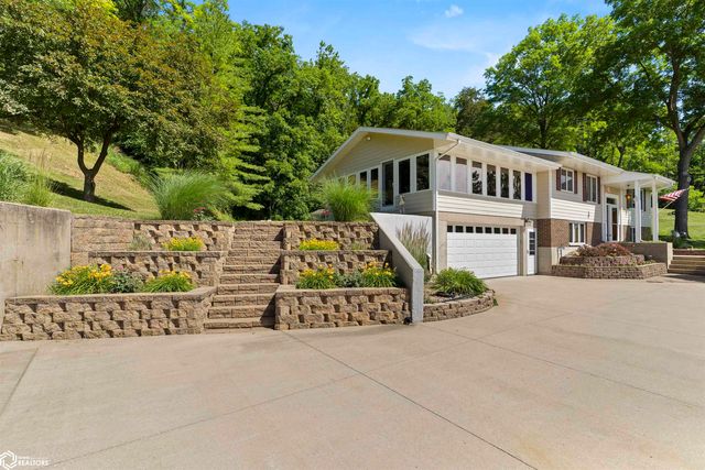 14641 Dmc Hwy #99, Burlington, IA 52601