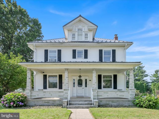 507 W  Main St, Valley View, PA 17983
