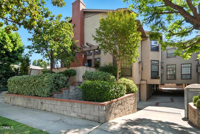 832 Magnolia Ave #2, Pasadena, CA 91106