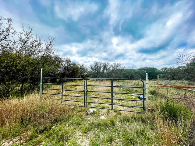 4810 S  Highway 87, Brady, TX 76825