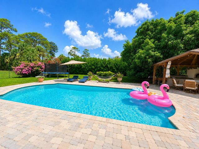 167 Forester Court, Wellington, FL 33414