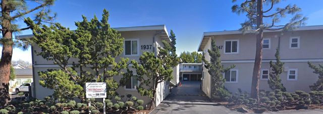 1937 Woodside Rd #11, Redwood City, CA 94061