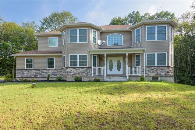 163 Scenic Dr, Blakeslee, PA 18610