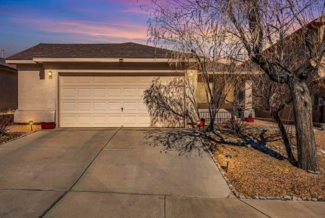 9123 Blue Meadow Trl SW, Albuquerque, NM 87121