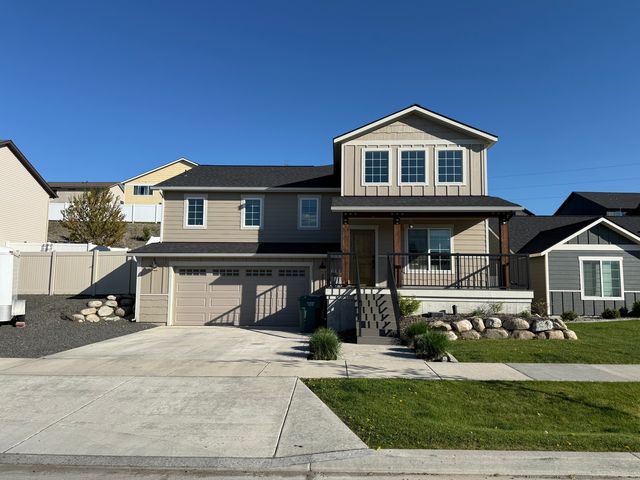 3352 Carriage Ct, Post Falls, ID 83854