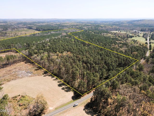 1 Collins Mountain Rd #1, Chapel Hill, NC 27516