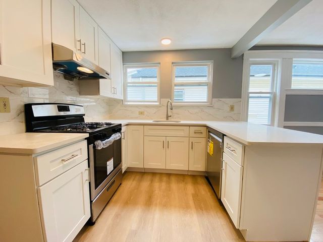 152 Fayette St   #2, Quincy, MA 02170