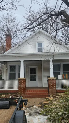 746 Peaks St, Bedford, VA 24523