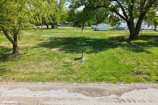 702 Washington Ave, Pacific Junction, IA 51561