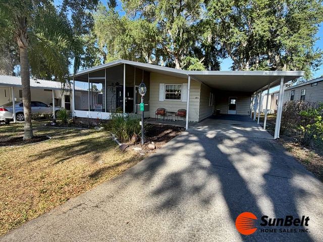 1271 Citrus Dr, Leesburg, FL 34788