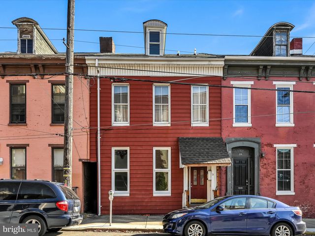 31 N  Newberry St, York, PA 17401