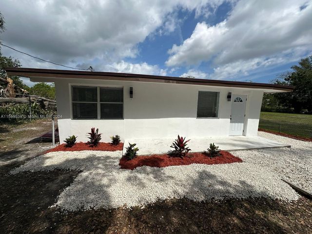 2313 NW 20th St, Fort Lauderdale, FL 33311