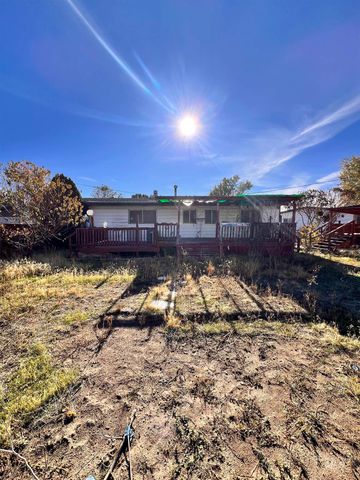 1065 Gridley Dr, Mountain Home, ID 83647
