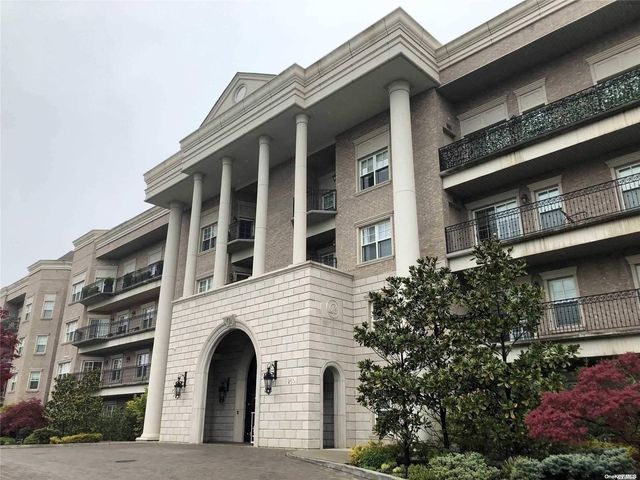 260 Central Avenue UNIT 208, Lawrence, NY 11559