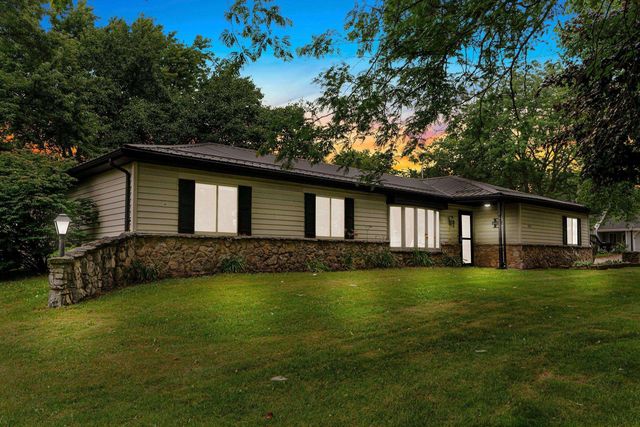 1000 W  Toledo St, Fremont, IN 46737
