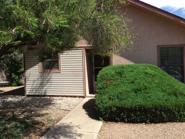 1033 W  Poe St, Roswell, NM 88203