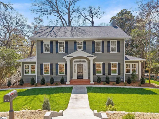 100 Overbrook Cir, Greenville, SC 29607