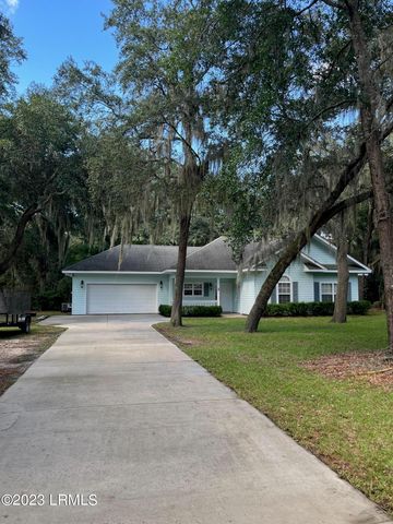 10 Sheppard Road W, Beaufort, SC 29907