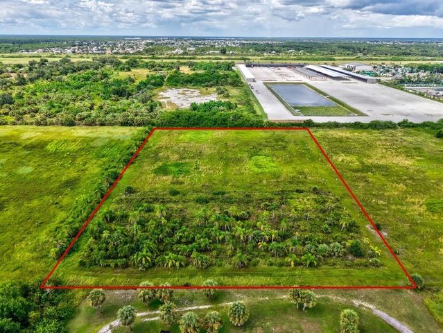 3100 Rowland Dr #B, Punta Gorda, FL 33980