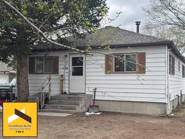 514 S  2nd St   E, Riverton, WY 82501