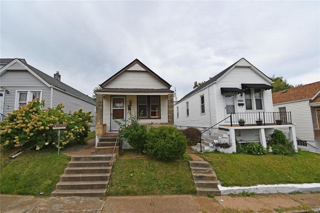 4338 Humphrey St, Saint Louis, MO 63116