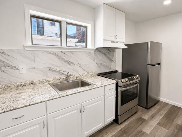 131 Hudson St, Hackensack, NJ 07601