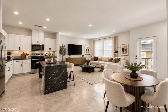 6118 Garden Oasis St, Las Vegas, NV 89148