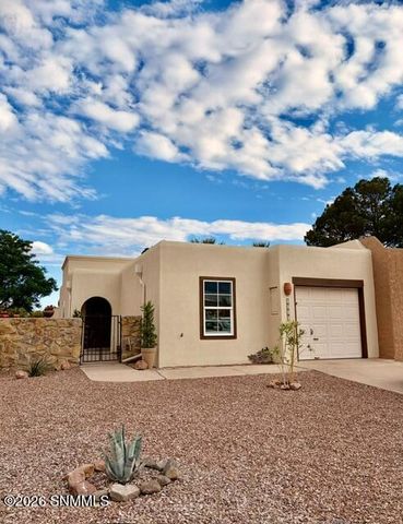 1015 Galvan Dr, Las Cruces, NM 88005
