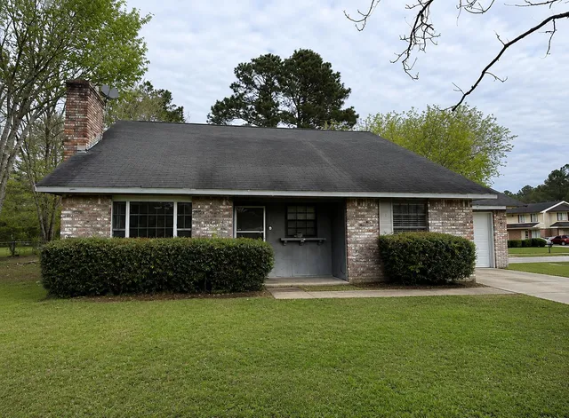 484 Nila Sue Dr, Newllano, LA 71461