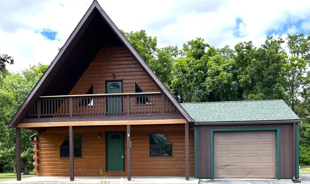 6 Irvin Dr, Shippensburg, PA 17257