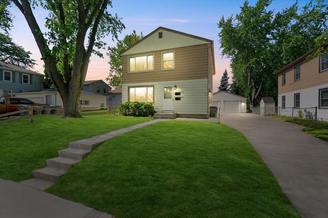 4714 W Howard AVENUE #4716, Milwaukee, WI 53220
