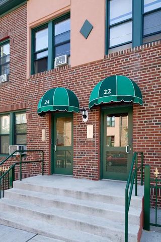 10 Bedell St #21a2b1512, Hempstead, NY 11550