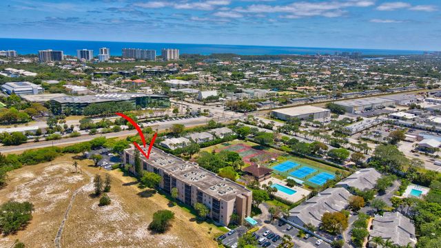 5260 NW 2nd Ave #3, Boca Raton, FL 33487