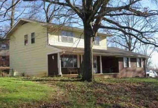 917 Carrie Ln, Hixson, TN 37343