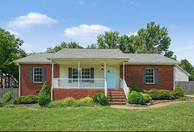 187 S  Palmers Chapel Rd, White House, TN 37188