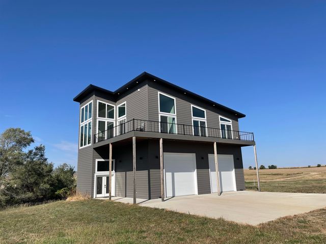 38148 297th St #15, Lake Andes, SD 57356