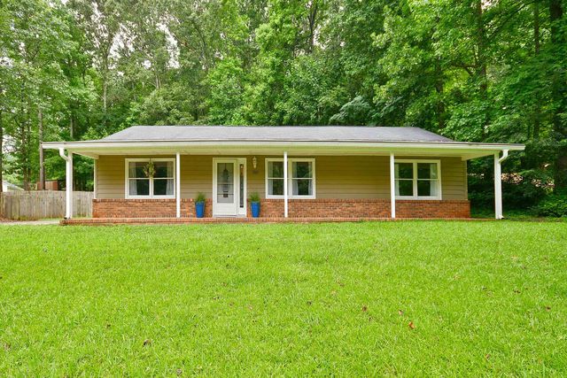 1205 Pineview Dr, Easley, SC 29642