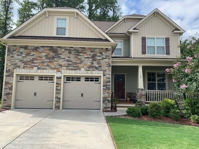1100 Broadcreek Dr, Fuquay Varina, NC 27526