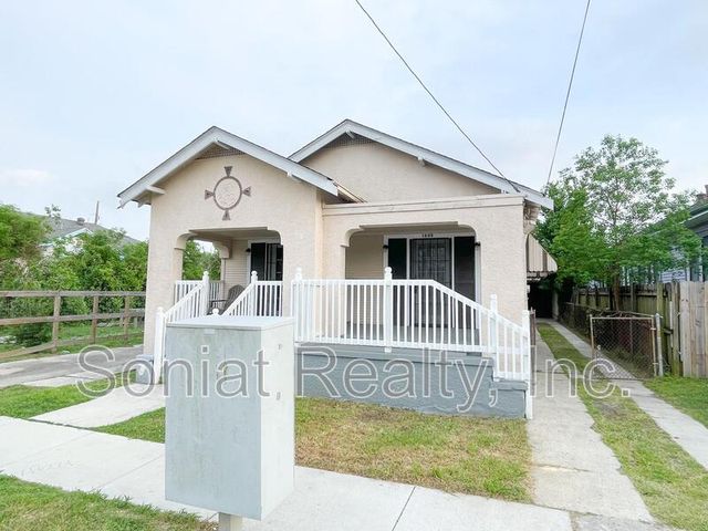 1668 Agriculture St, New Orleans, LA 70119