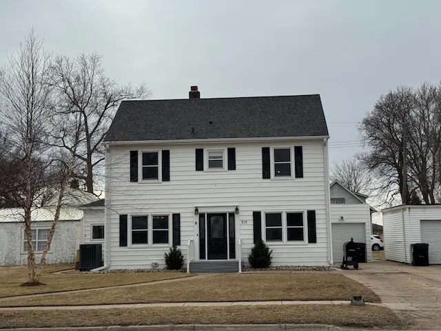315 W  State St, Atkinson, NE 68713