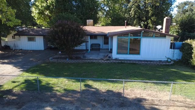 21490 Gaines Ln, Anderson, CA 96007