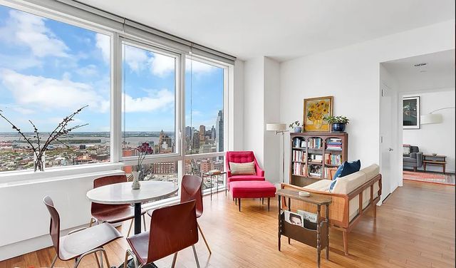 66 Rockwell Pl #40D, Brooklyn, NY 11217