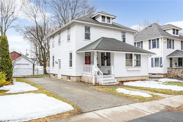 3196 Crescent Pkwy, Caledonia, NY 14423
