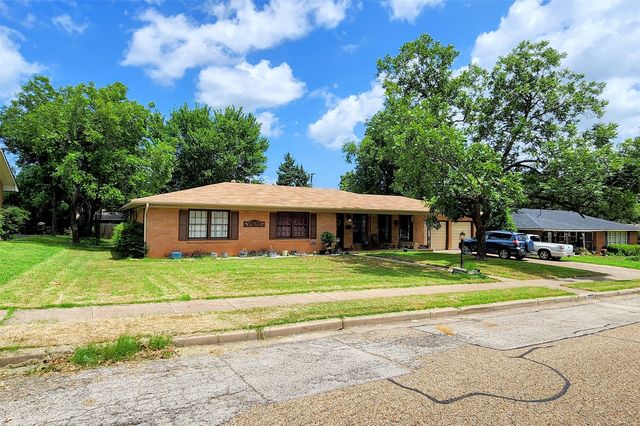 3833 Huaco Ln, Waco, TX 76710