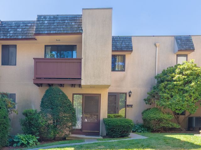135 Courtland Avenue #22, Stamford, CT 06902